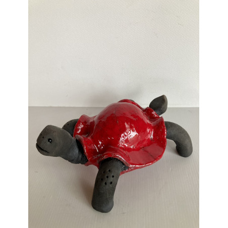 Tortue en céramique raku rouge