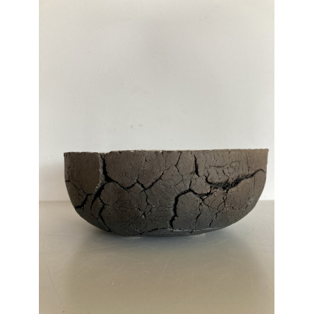 Objet d'art décoratif pour cette coupe raku en pièce unique