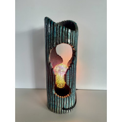 Artisanat Français et pièce unique pour cette lampe décorative en Raku