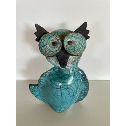 Céramique artisanale pour cette Chouette en Raku Bleu