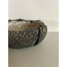 A beautiful decorative object for this truly original bowl or pouch.