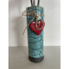 Vase avec ses trois fleurs colorées en céramique raku, déco assurée