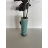 Vase avec ses trois fleurs colorées en céramique raku, déco assurée
