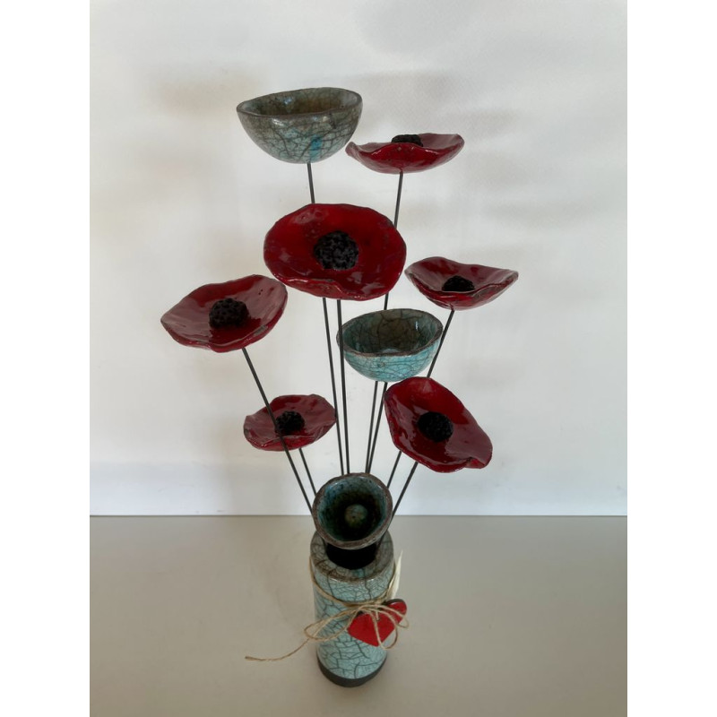 Bel ensemble vase et fleurs bleu turquoise en céramique raku Bel ensemble vase et fleurs bleu turquoise en céramique raku
