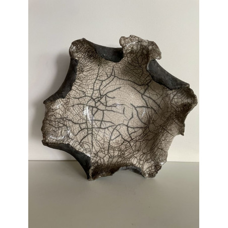 Décoration raffinée en céramique raku original et unique.