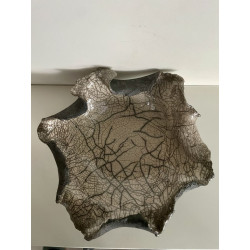 Décoration raffinée en céramique raku original et unique.