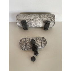 Boite en céramique raku de forme bambou