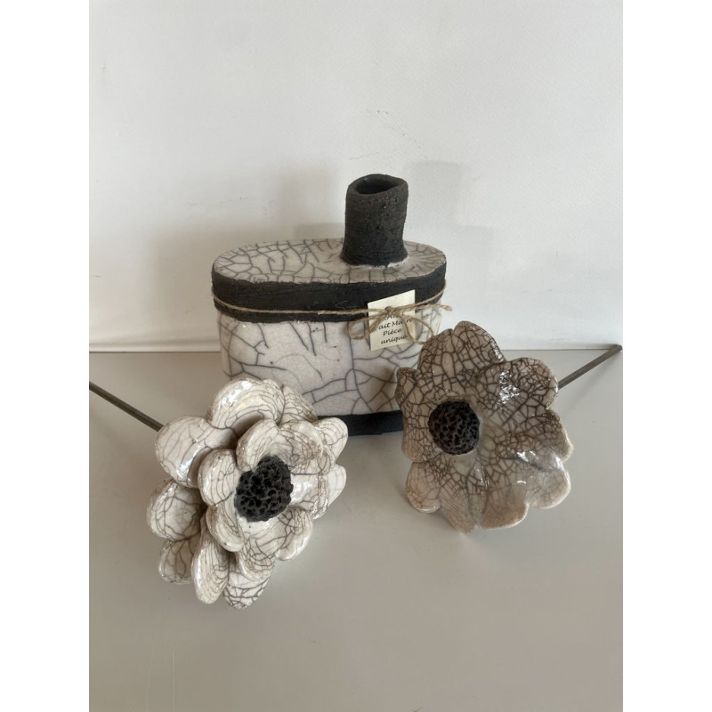 Vase "Bouteille" et ses fleurs Céramique Raku