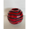 Vase original Boule rouge brillante et spirale en céramique Raku