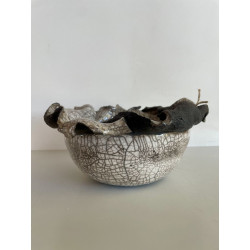 Grande coupe contemporaine brute en céramique Raku