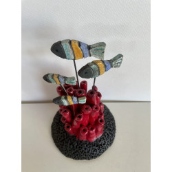 Pièce unique pour ce Banc de Poissons en Céramique Raku