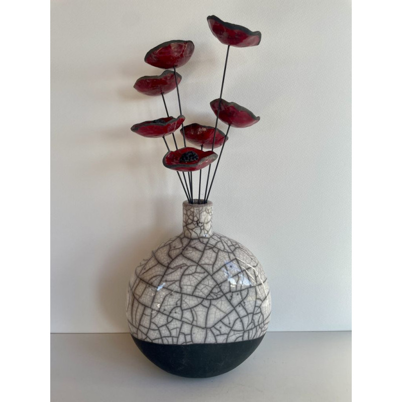 Pièce décorative très design en céramique raku.