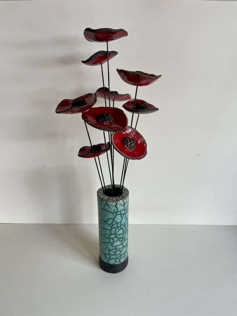 Vase Contemporain avec ses Fleurs Céramique Raku — 1